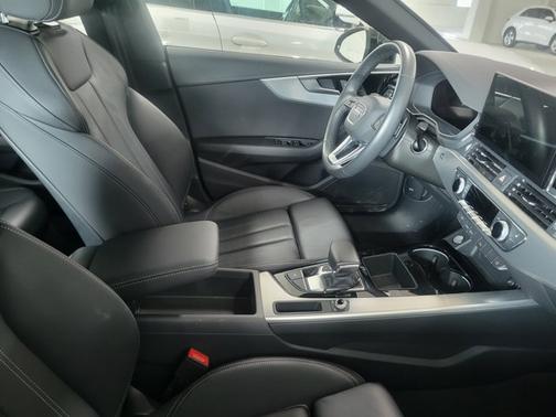 2025 Audi A5 Sportback S line Premium