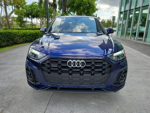 2025 Audi Q5 S line Premium
