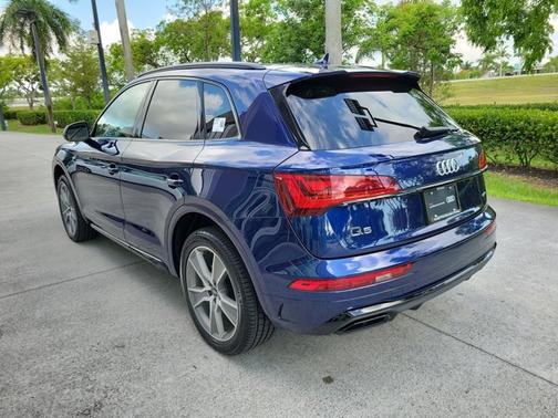 2025 Audi Q5 S line Premium