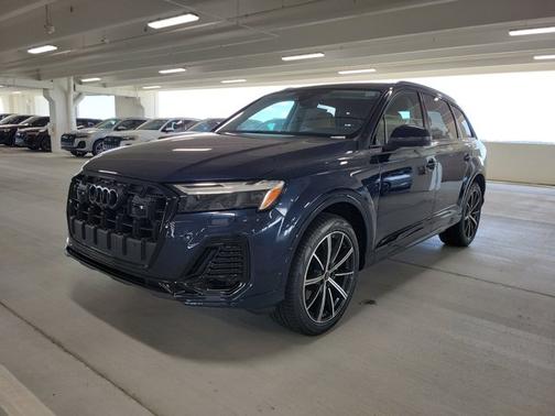 2025 Audi Q7 Premium Plus