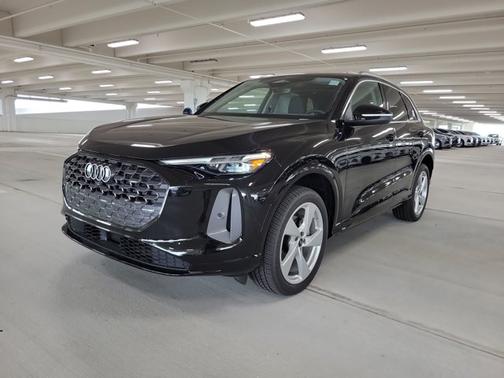 2025 Audi Q5 Premium Plus