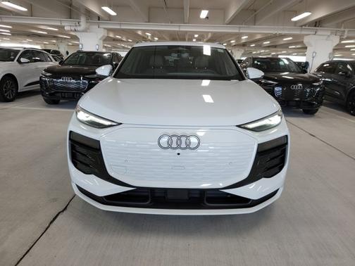 2025 Audi Q6 e-tron Premium