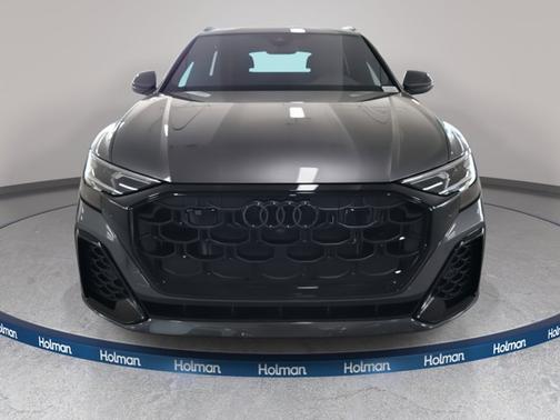 2025 Audi Q8 Premium Plus
