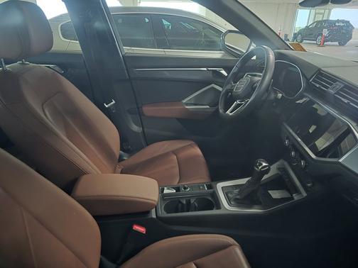2023 Audi Q3 S line Premium Plus
