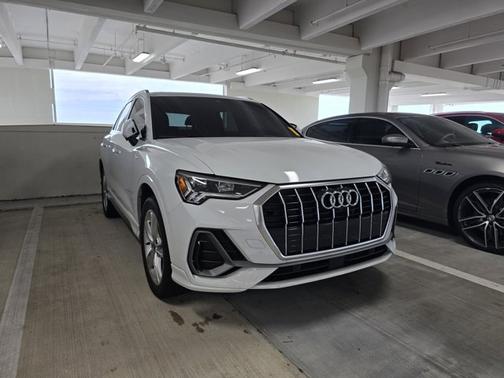 2023 Audi Q3 S line Premium Plus