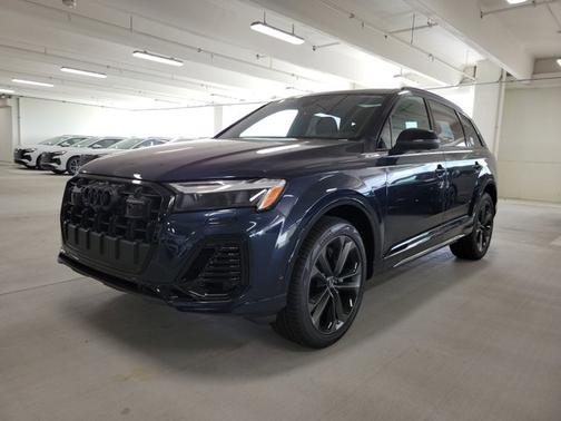 2025 Audi Q7 Premium Plus
