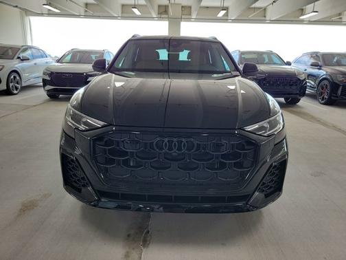 2025 Audi Q8 Premium Plus