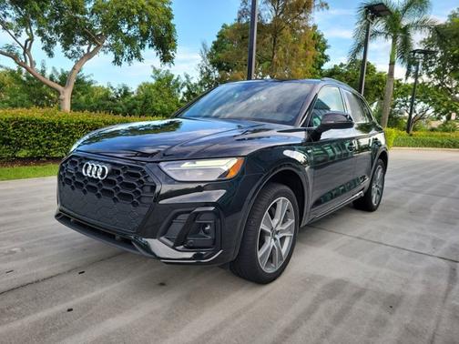 2025 Audi Q5 S line Premium