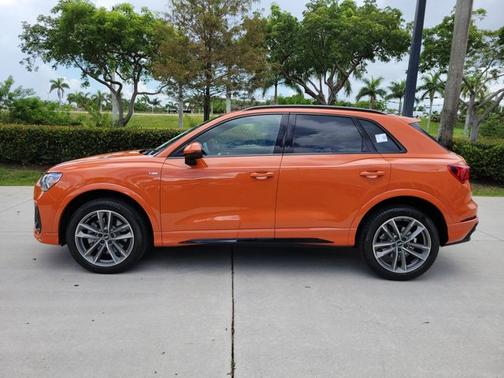 2025 Audi Q3 S line Premium