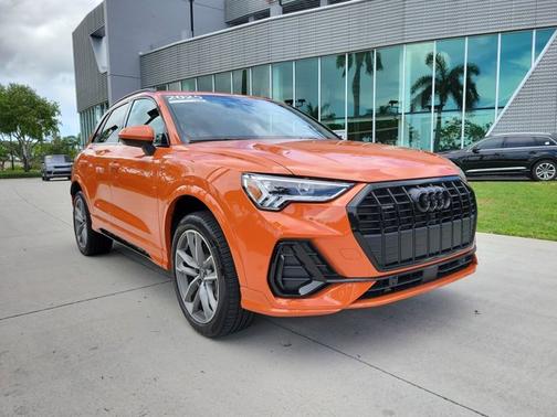 2025 Audi Q3 S line Premium