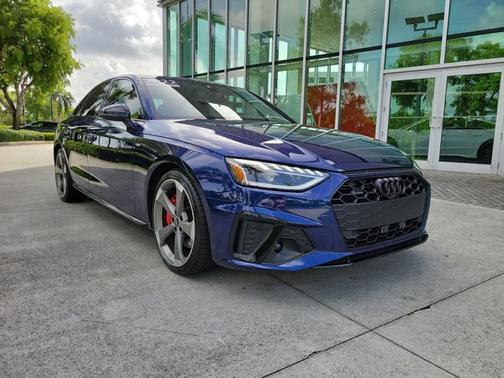 2022 Audi A4 S line Premium Plus