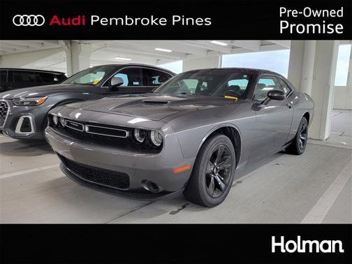 2019 Dodge Challenger SXT