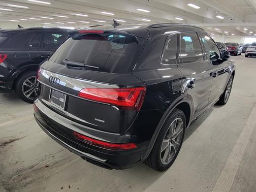 2025 Audi Q5 S line Premium