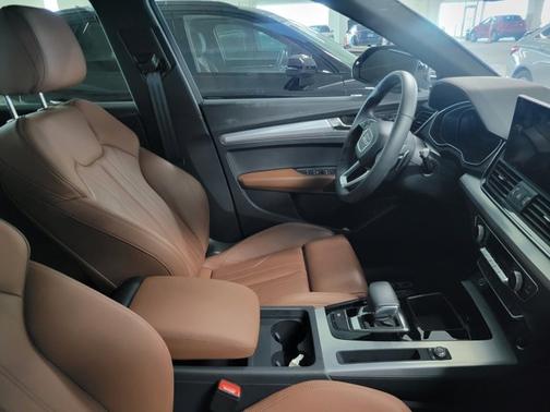 2025 Audi Q5 S line Premium