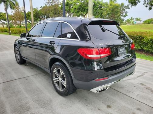 2016 Mercedes-Benz GLC-Class GLC 300