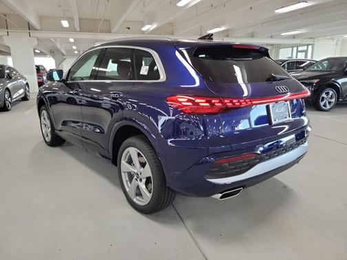 2025 Audi Q5 Premium Plus