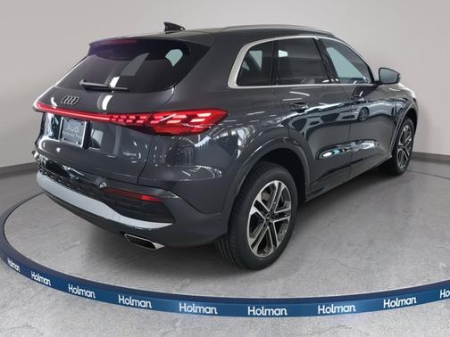 2025 Audi Q5 Premium