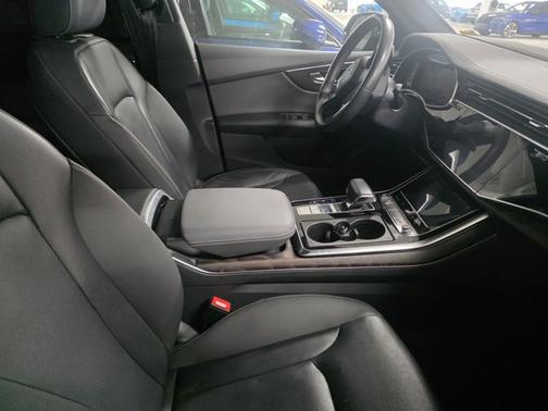 2019 Audi Q8 Prestige