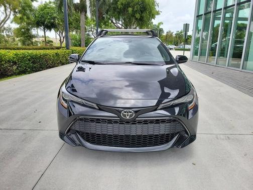 2020 Toyota Corolla Hatchback SE