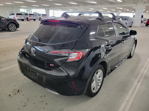 2020 Toyota Corolla Hatchback SE