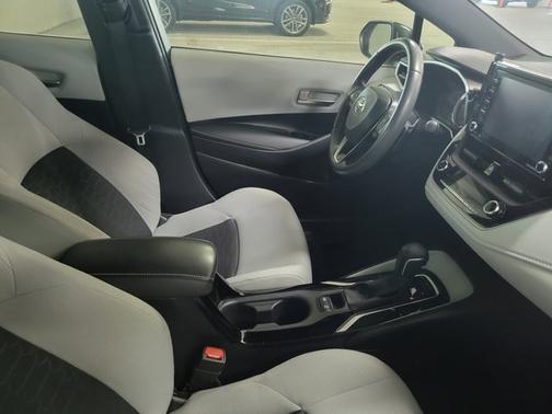 2020 Toyota Corolla Hatchback SE