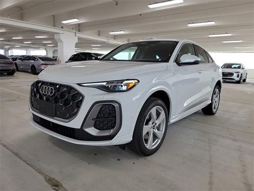 2025 Audi Q5 Sportback Premium Plus