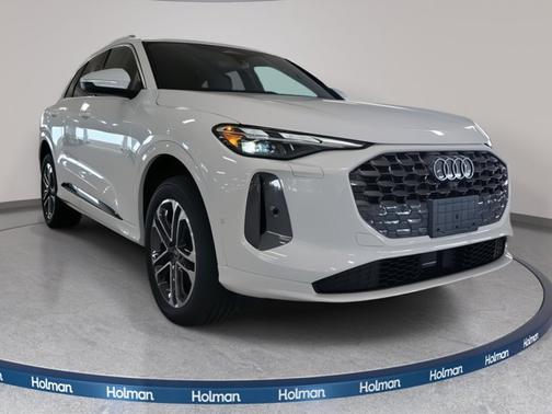 2025 Audi Q5 Premium