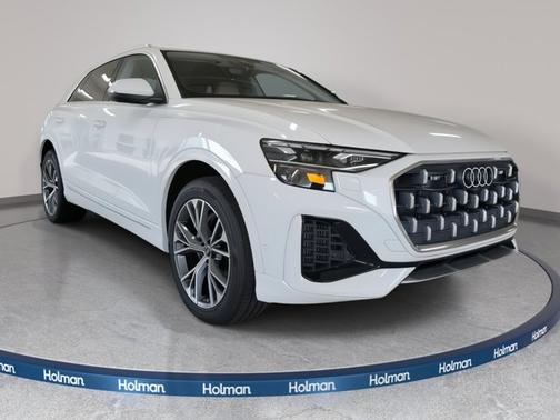 2025 Audi Q8 Premium Plus