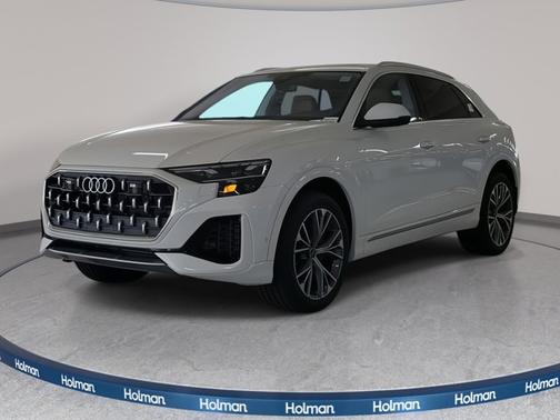 2025 Audi Q8 Premium Plus