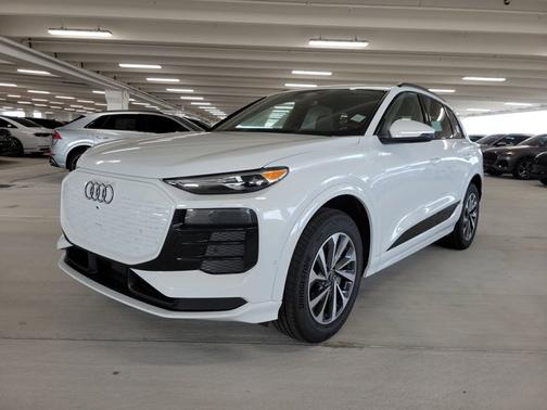 2025 Audi Q6 e-tron Premium