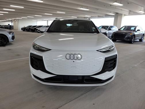 2025 Audi Q6 e-tron Premium