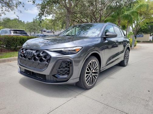 2025 Audi SQ5 Premium Plus