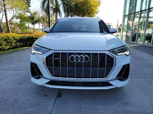 2024 Audi Q3 S line Premium Plus