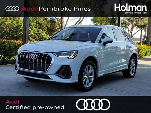 2024 Audi Q3 S line Premium Plus