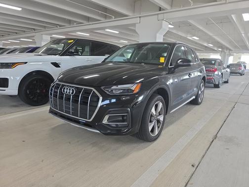 2023 Audi Q5 Premium Plus 40 TFSI quattro S tronic