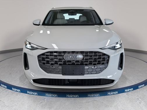 2025 Audi Q5 Premium