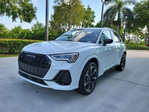 2025 Audi Q3 S line Premium Plus
