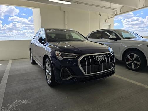 2025 Audi Q3 S line Premium