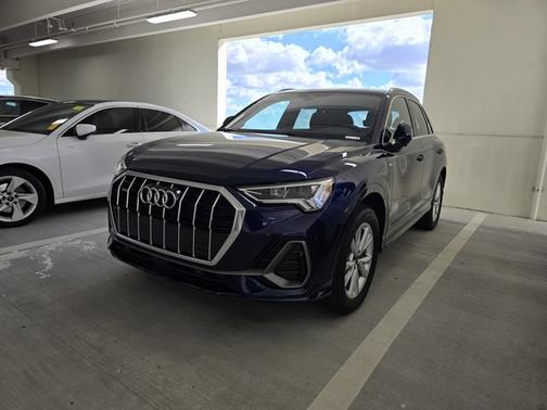 2025 Audi Q3 S line Premium