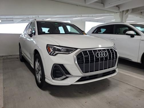 2022 Audi Q3 S line Premium Plus