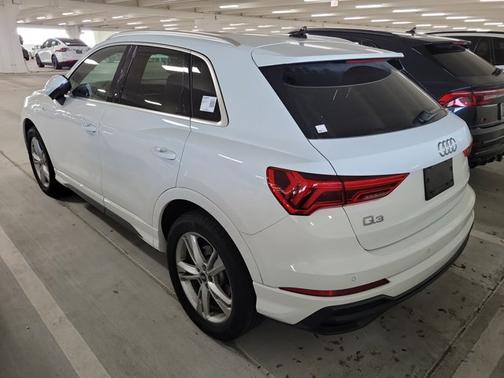 2022 Audi Q3 S line Premium Plus