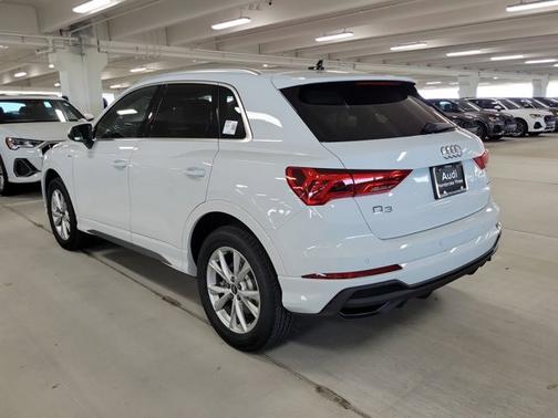 2025 Audi Q3 S line Premium