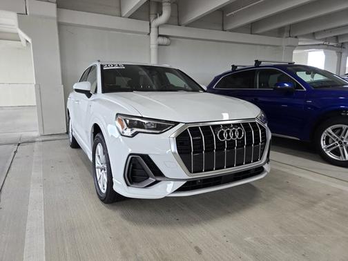 2025 Audi Q3 S line Premium