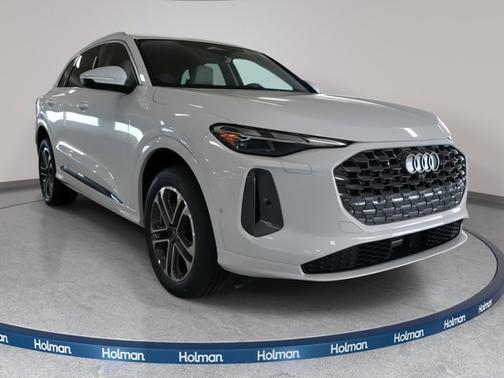 2025 Audi Q5 Premium