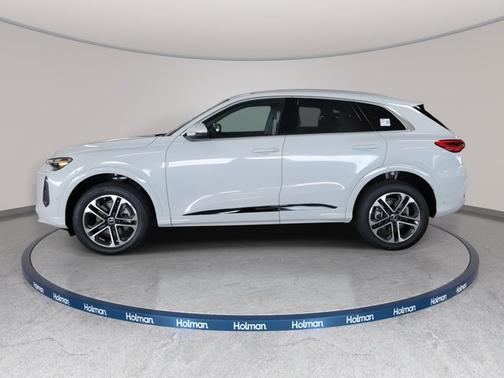 2025 Audi Q5 Premium