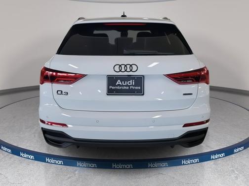 2025 Audi Q3 S line Premium