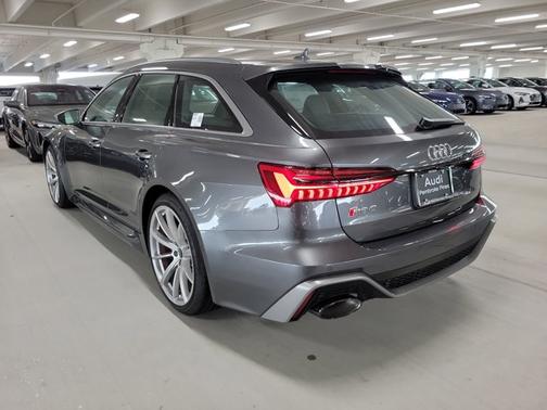 2026 Audi RS 6 Avant performance