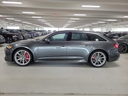 2026 Audi RS 6 Avant performance