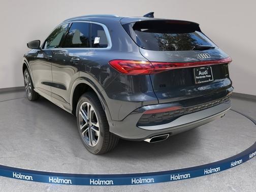 2025 Audi Q5 Premium