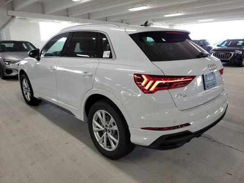 2024 Audi Q3 S line Premium Plus